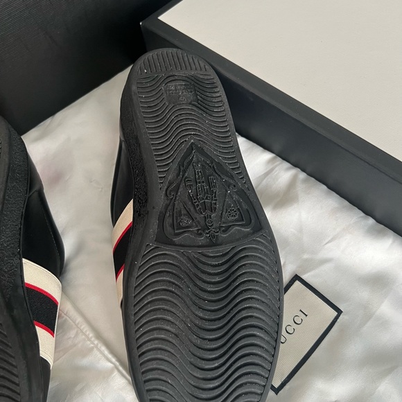 Worn only once beautiful BLACK GUCCI sneakers - Picture 8 of 11